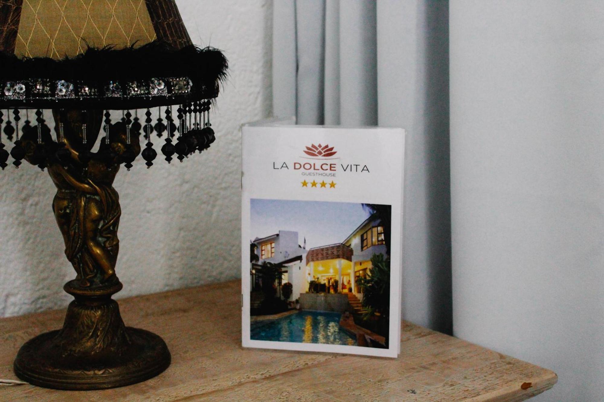 La Dolce Vita Umhlanga Guesthouse Дърбан Екстериор снимка