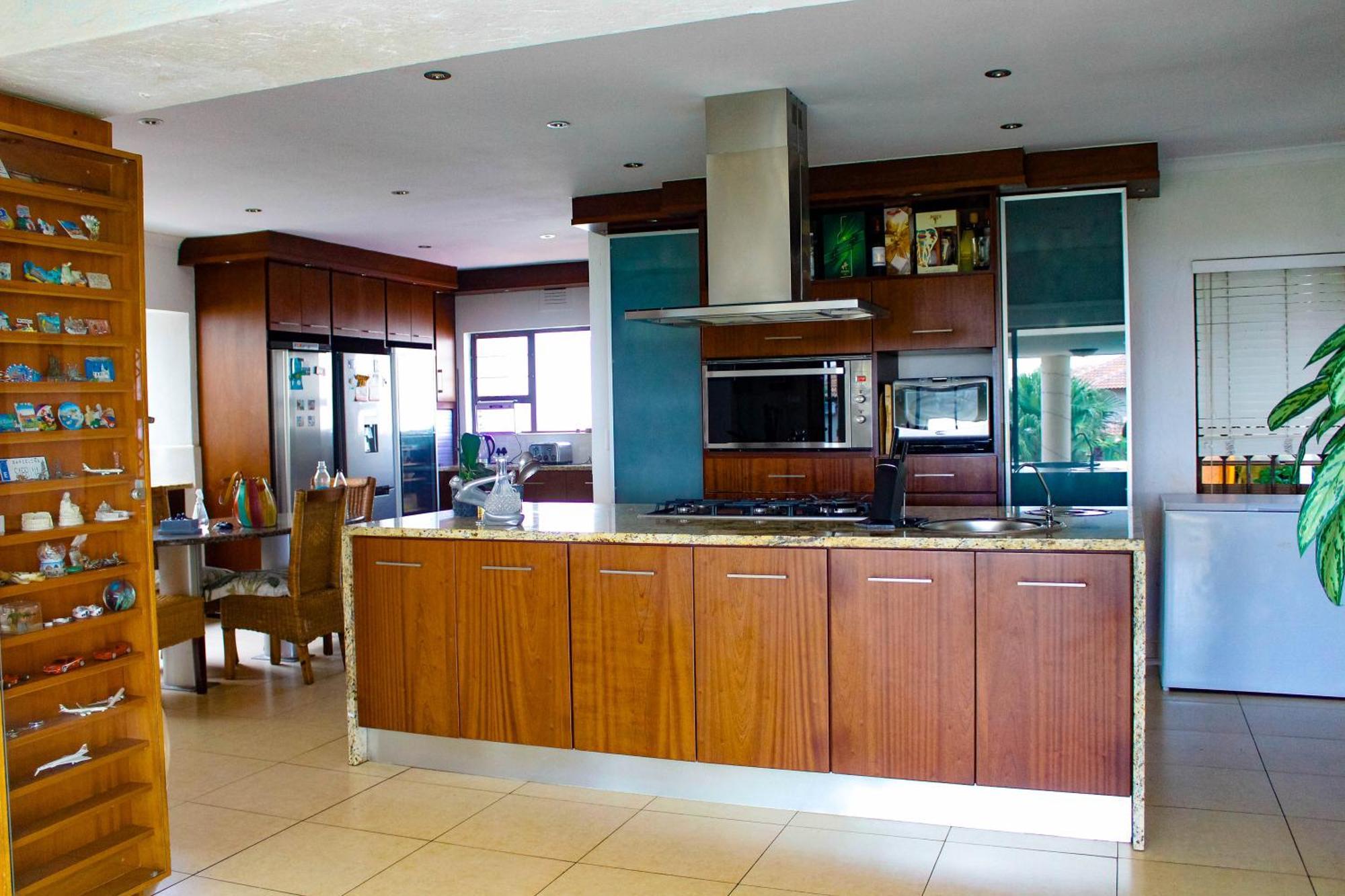 La Dolce Vita Umhlanga Guesthouse Дърбан Екстериор снимка