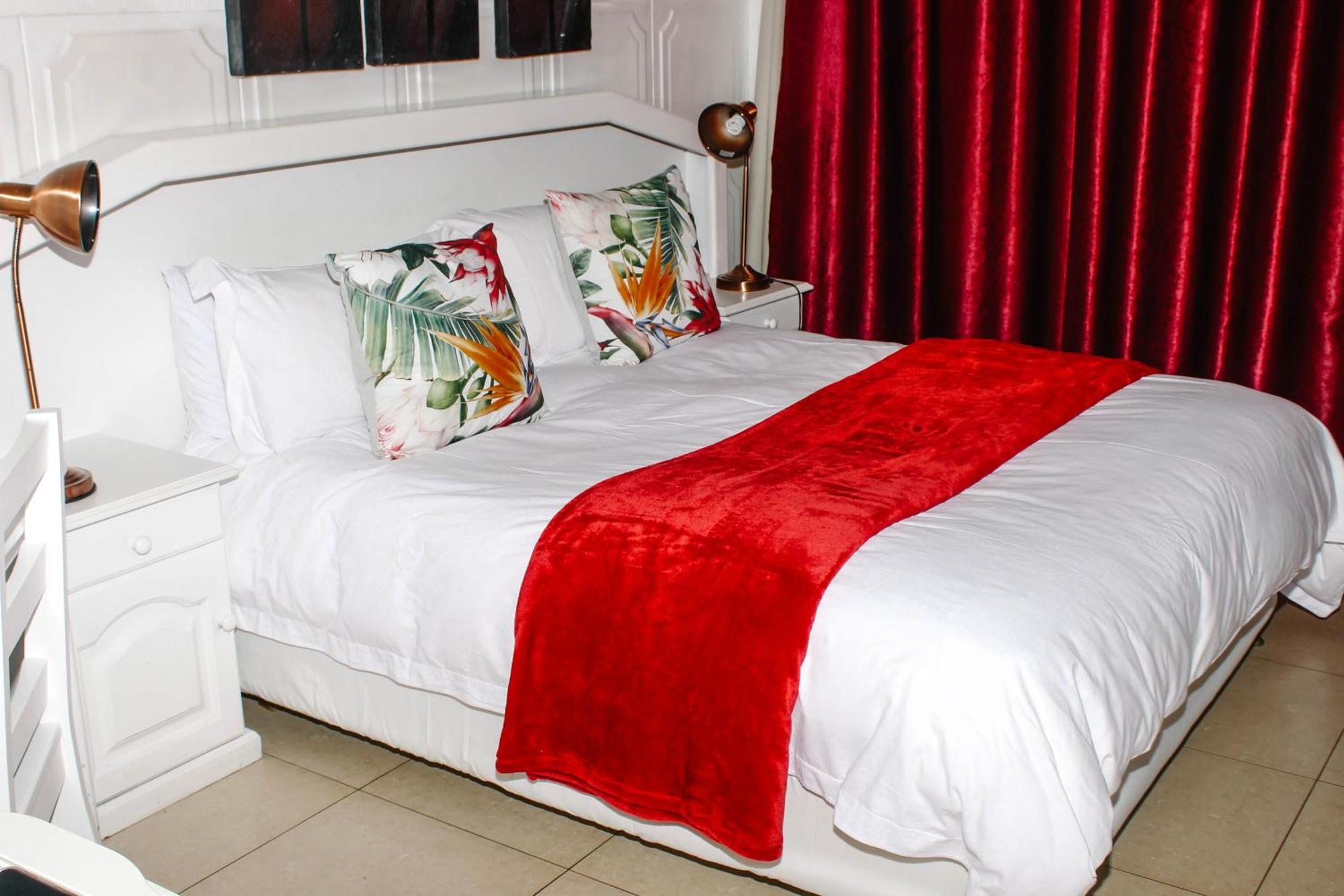 La Dolce Vita Umhlanga Guesthouse Дърбан Екстериор снимка