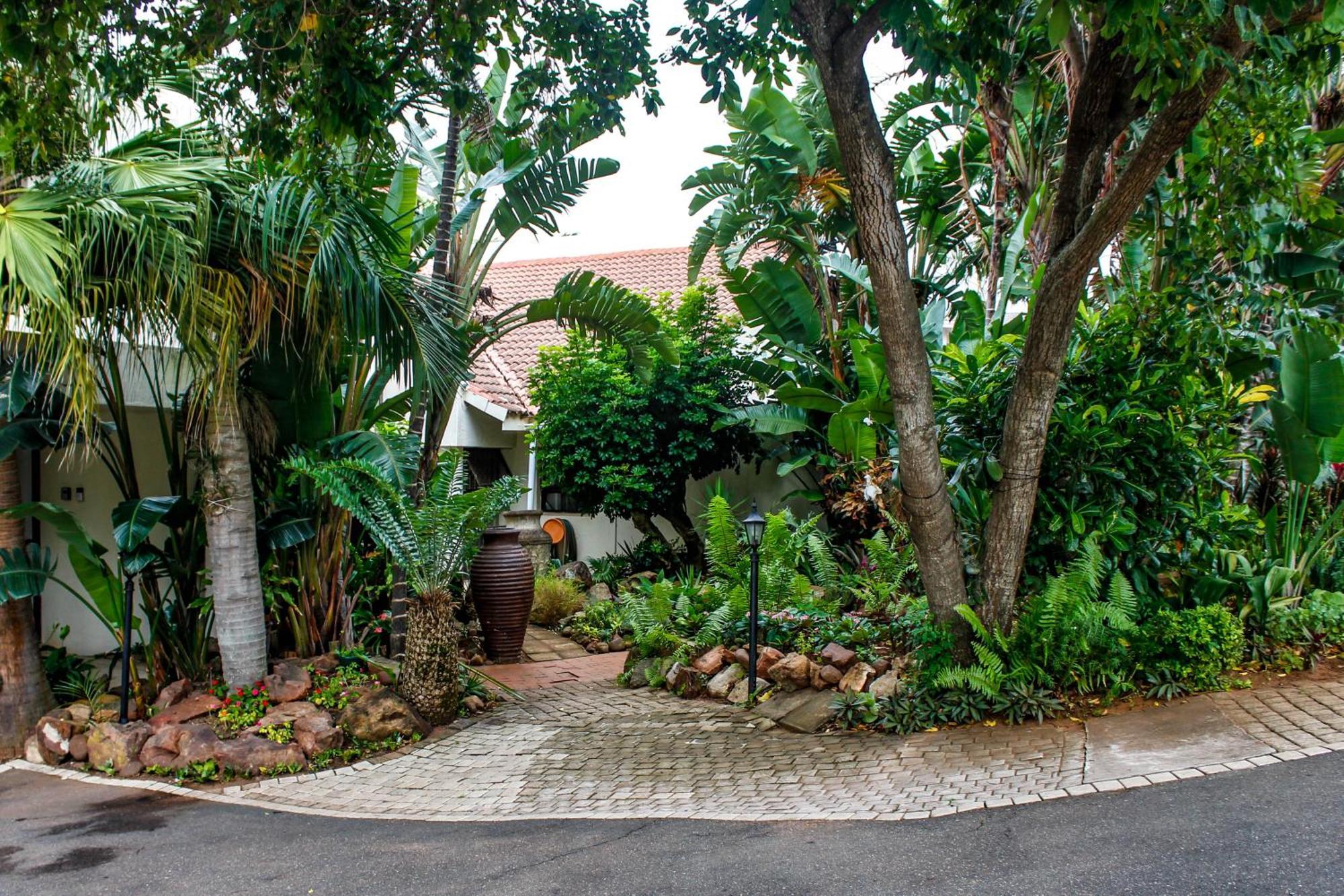 La Dolce Vita Umhlanga Guesthouse Дърбан Екстериор снимка
