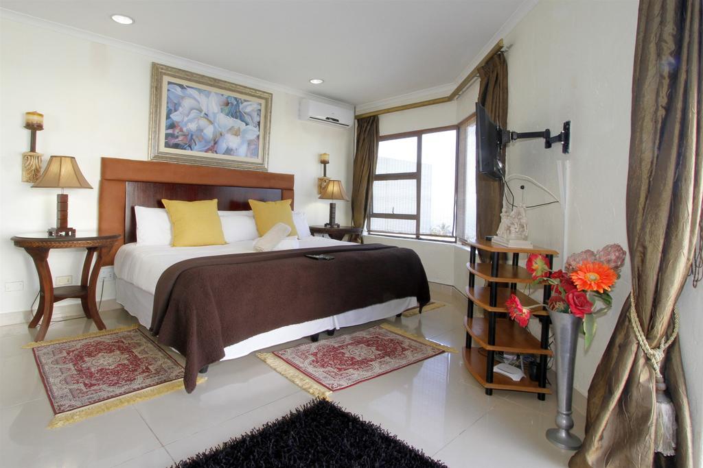 La Dolce Vita Umhlanga Guesthouse Дърбан Екстериор снимка