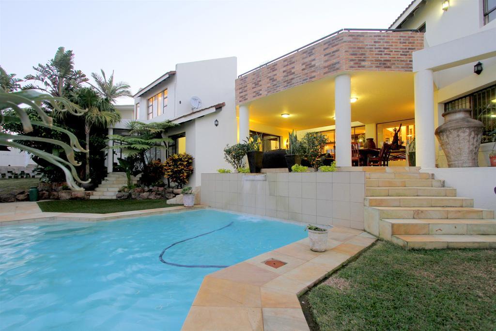La Dolce Vita Umhlanga Guesthouse Дърбан Екстериор снимка
